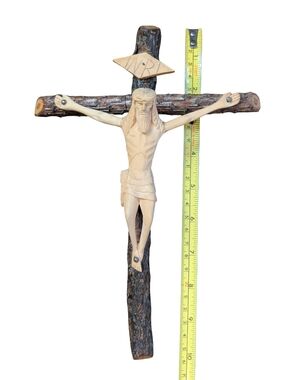 Vintage Religious Hand Carved Wood Wall Crucifix Adirondack Twig Primitive